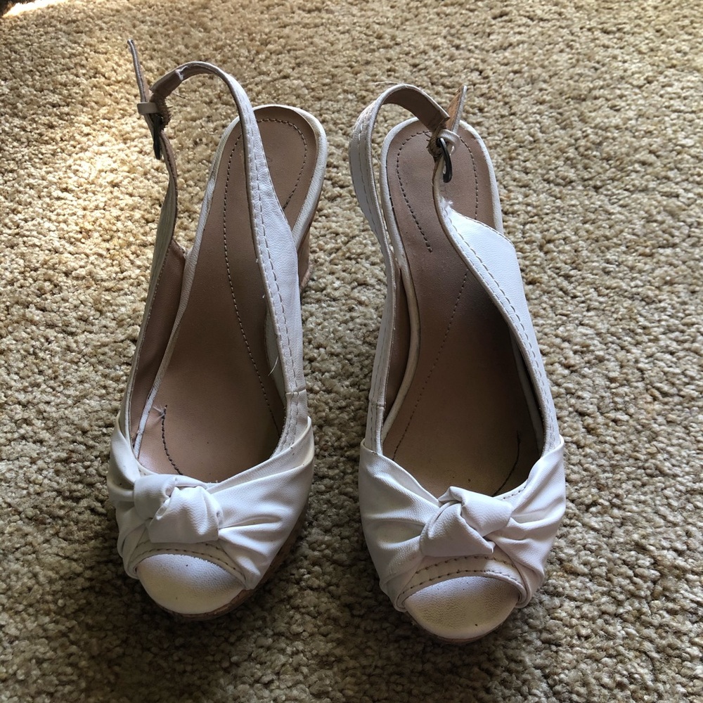 Size 8 wedges